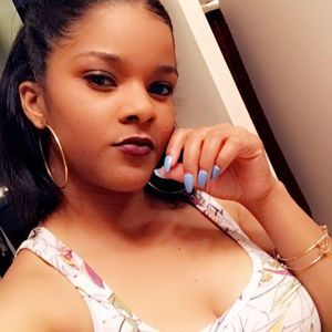 Meet your Posher, Devyn